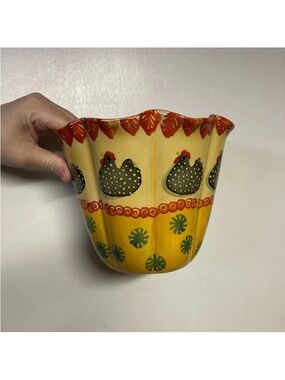 Handmade Italian Pottery Wall Pocket With Chickens On It